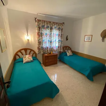 Semesterbostad Mit Privatem Pool Und Meerblick By Interhome