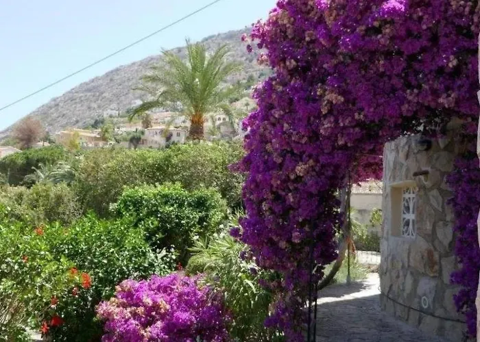 Mit Privatem Pool Und Meerblick By Interhome * Calpe