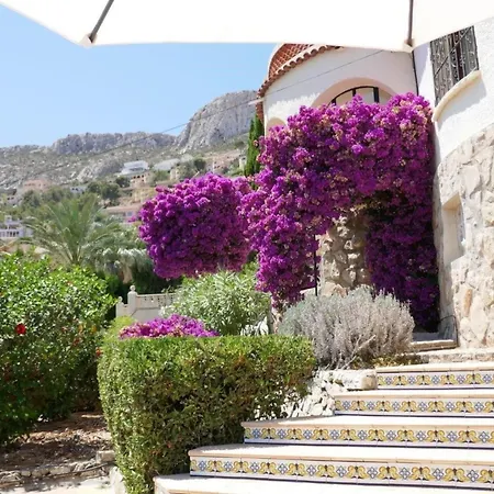 Mit Privatem Pool Und Meerblick By Interhome 度假居 *