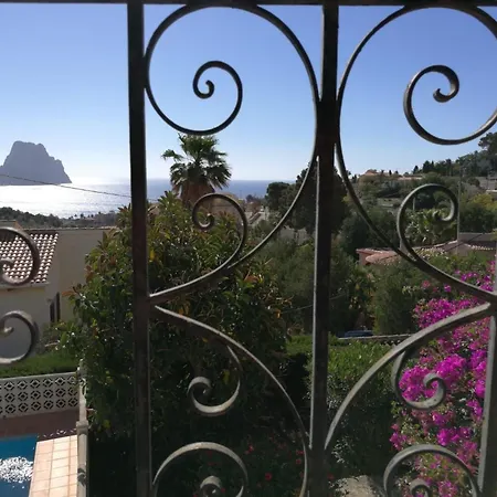 Mit Privatem Pool Und Meerblick By Interhome Calp