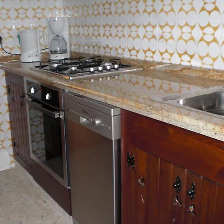 Mit Privatem Pool Und Meerblick By Interhome 度假居 *