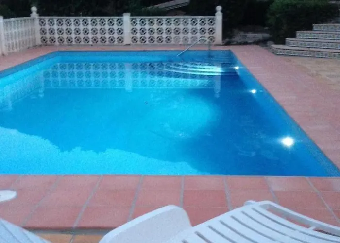 Mit Privatem Pool Und Meerblick By Interhome 度假居