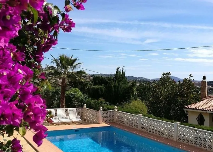 度假居 Mit Privatem Pool Und Meerblick By Interhome