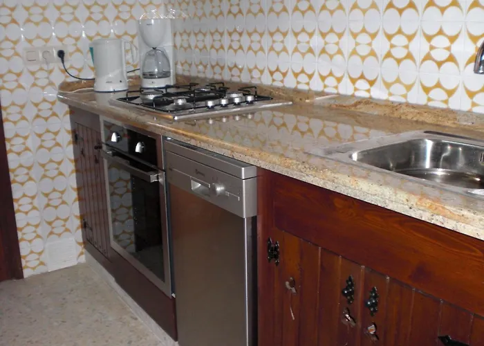 Mit Privatem Pool Und Meerblick By Interhome 度假居 *