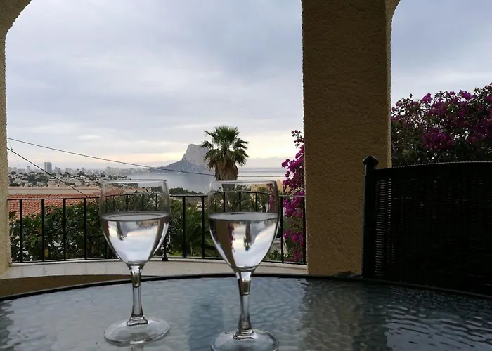 Mit Privatem Pool Und Meerblick By Interhome 度假居 *